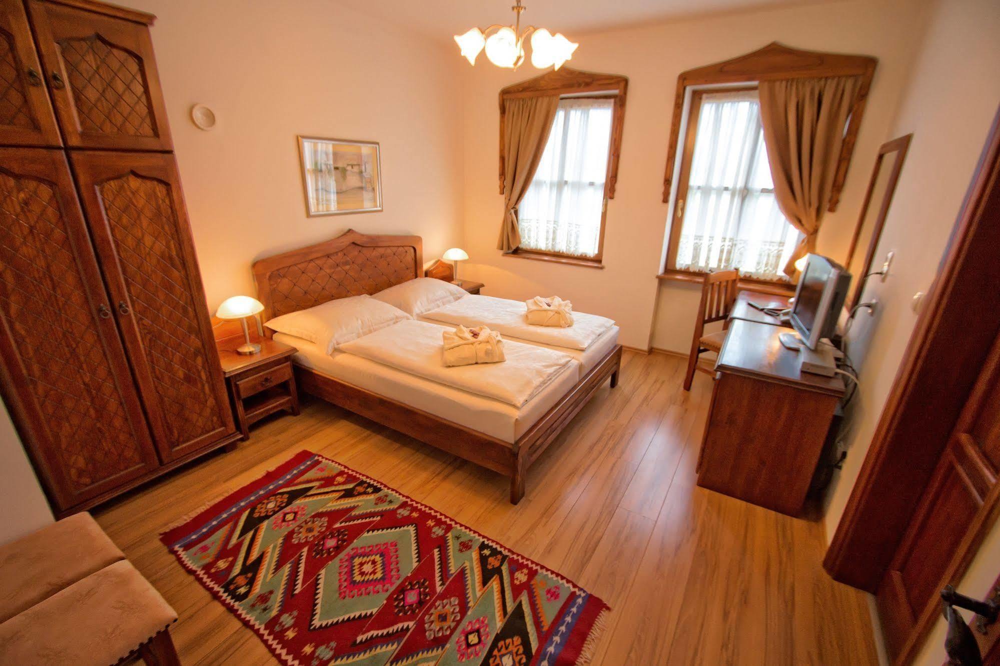 Boutique Hotel Old Town Мостар Екстер'єр фото